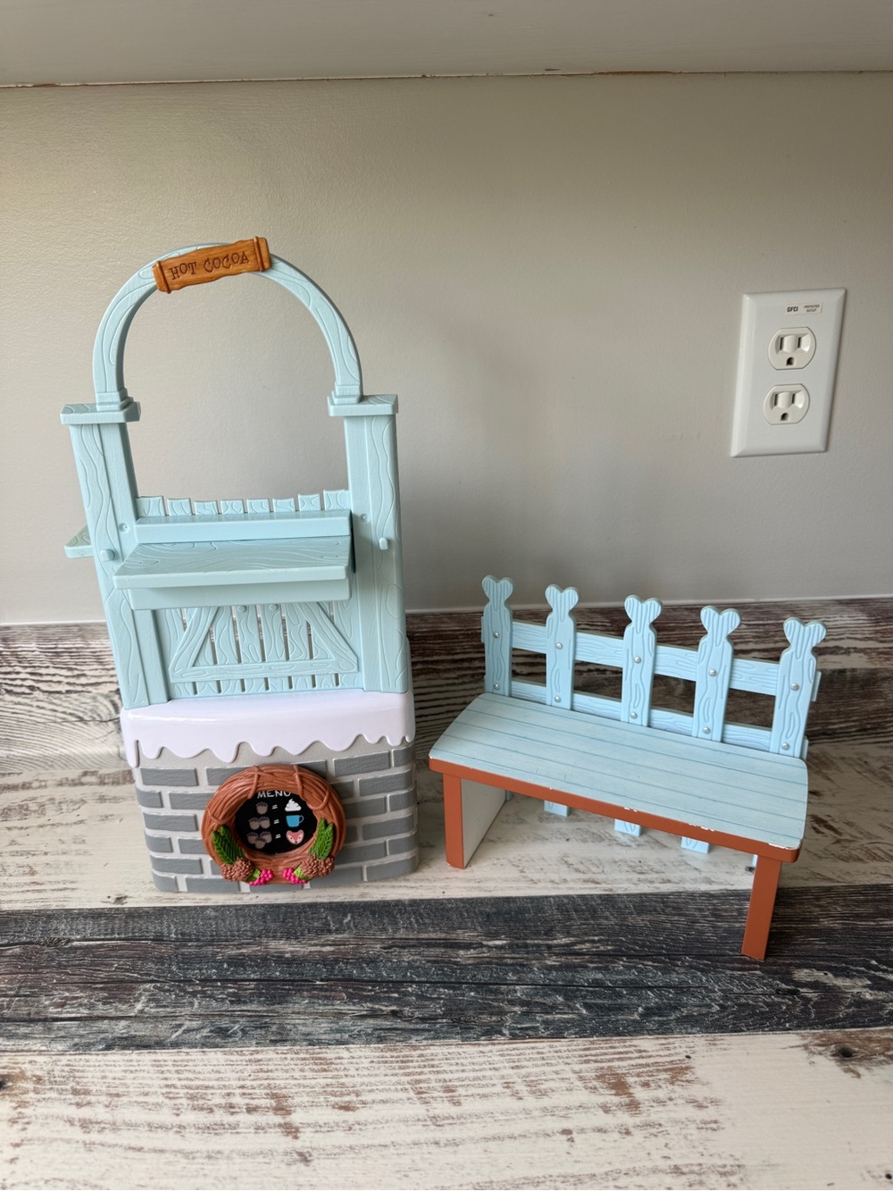 American Girl WELLIEWISHERS Doll COZY UP COCOA STAND w Bench & Sign for PLAY